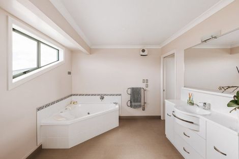 Photo of property in 40 Margaret Drive, Omokoroa, 3114