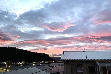 Photo of property in 201u3 Derwent Street, Island Bay, Wellington, 6023