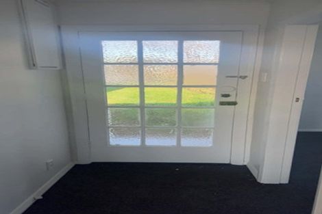 Photo of property in 2 Laurent Vc Street, Hawera, 4610