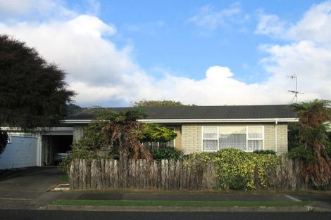 Photo of property in 16 Rata Street, Waikanae, 5036