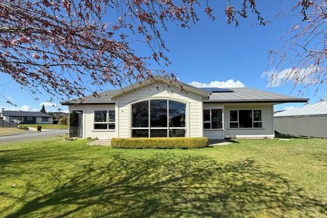 Photo of property in 30 Govan Drive, Te Anau, 9600