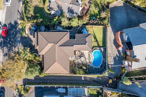 Photo of property in 6 Milwaukee Place, Glendene, Auckland, 0602