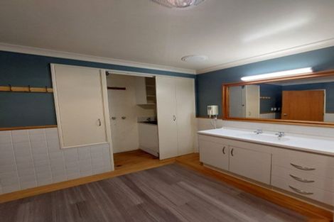 Photo of property in 25 Bayly Road, Moturoa, New Plymouth, 4310