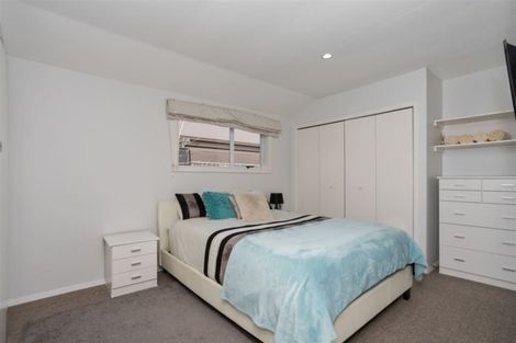 Photo of property in 21 Toorak Avenue, Avonhead, Christchurch, 8042
