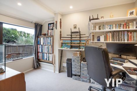 Photo of property in 85 Woodman Drive, Tawa, Wellington, 5028