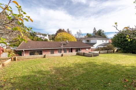 Photo of property in 71 Blue Mountains Road, Pinehaven, Upper Hutt, 5019
