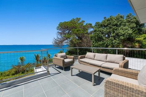 Photo of property in 859 Whangaparaoa Road, Manly, Whangaparaoa, 0930