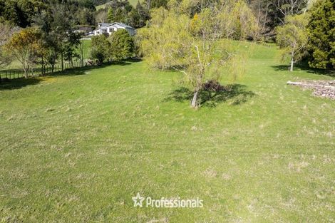 Photo of property in 229 Whitemans Valley Road, Whitemans Valley, Upper Hutt, 5371
