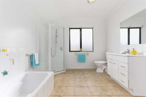 Photo of property in 6/2 Arawa Street, New Lynn, Auckland, 0600