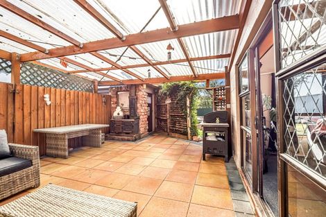 Photo of property in 18 Harlech Street, Oamaru North, Oamaru, 9400