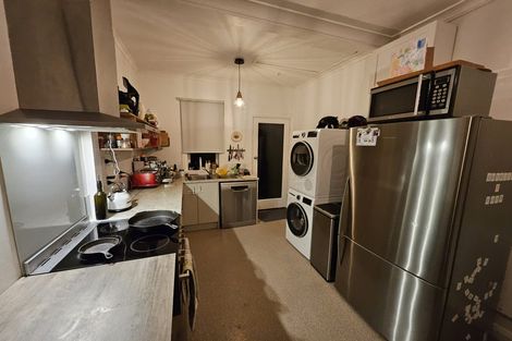 Photo of property in 93 Grafton Road, Roseneath, Wellington, 6011