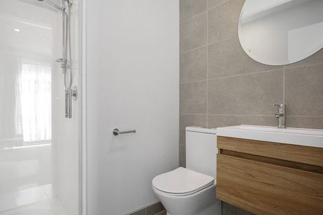 Photo of property in 4/8 New Brighton Road, Shirley, Christchurch, 8061