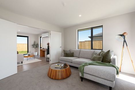 Photo of property in 9 Williams Road, Hobsonville, Auckland, 0618