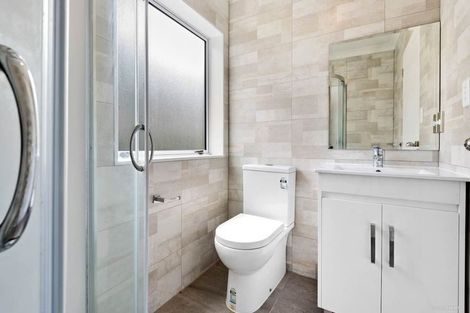 Photo of property in 48 Solar Road, Glen Eden, Auckland, 0602