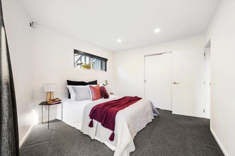 Photo of property in 32 Farnham Street, Mornington, Wellington, 6021