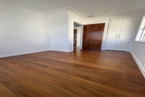 Photo of property in 211 Sturges Road, Henderson, Auckland, 0612