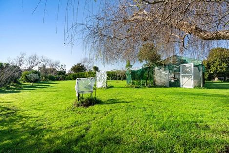 Photo of property in 318 Kuku Beach Road, Kuku, Levin, 5570