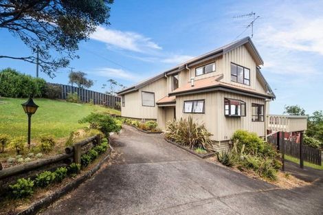 Photo of property in 386 Glenfield Road, Glenfield, Auckland, 0629