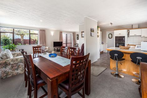 Photo of property in 1/10 Camden Place, Papatoetoe, Auckland, 2025