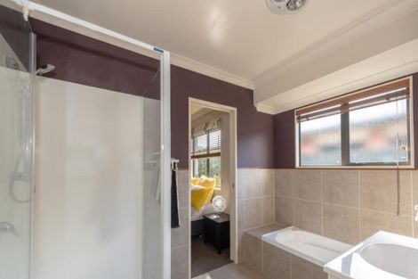 Photo of property in 41 Farringdon Avenue, Rototuna North, Hamilton, 3210