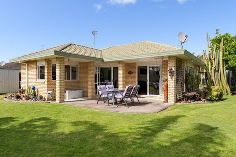 Photo of property in 17 Appaloosa Place, Papamoa Beach, Papamoa, 3118