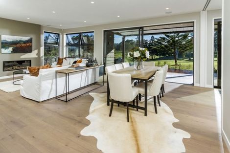 Photo of property in 18 Lucas Creek Way, Albany, Auckland, 0632