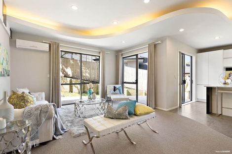 Photo of property in 6 Lucca Crescent, Flat Bush, Auckland, 2019