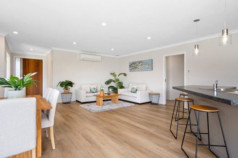 Photo of property in 19 Watkins Road, Cambridge, 3434