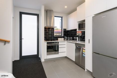 Photo of property in 74u6 Derwent Street, Island Bay, Wellington, 6023