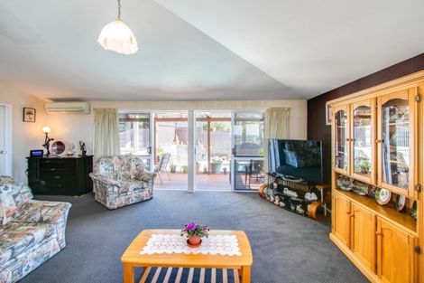 Photo of property in 95 Churchill Drive, Taradale, Napier, 4112
