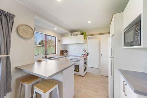 Photo of property in 43a Tait Drive, Greenmeadows, Napier, 4112