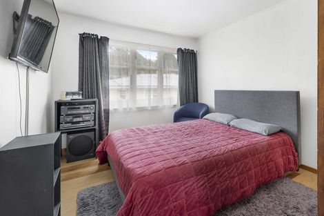 Photo of property in 75 Hampshire Street, Cannons Creek, Porirua, 5024