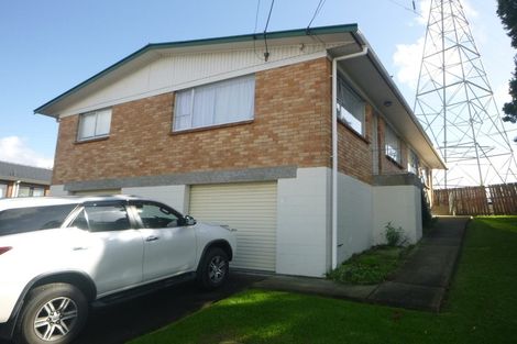 Photo of property in 62 Tiroroa Avenue, Te Atatu South, Auckland, 0610