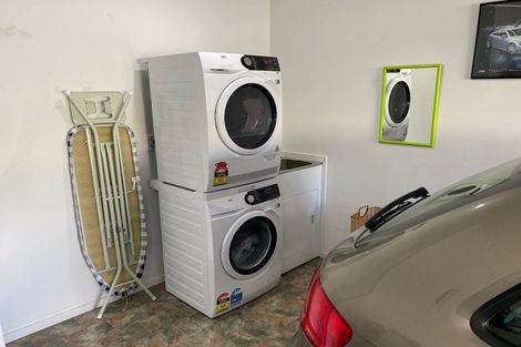 Photo of property in Rangeview Villas, 56/9 Fuller Close, Levin, 5510