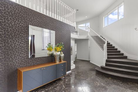 Photo of property in 9 Nathan Close, Somerville, Auckland, 2014