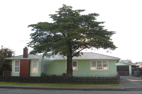 Photo of property in 85 Livingstone Street, Hokitika, 7810