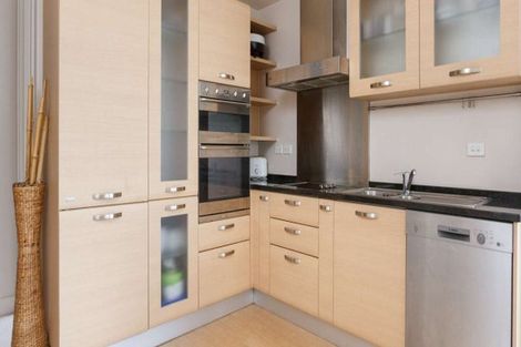Photo of property in 16 Adams Avenue, Mount Maunganui, 3116