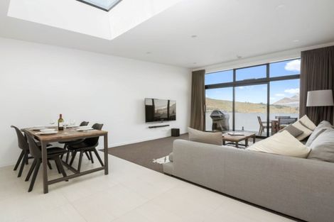 Photo of property in 10 Highlands Close, Queenstown, 9300