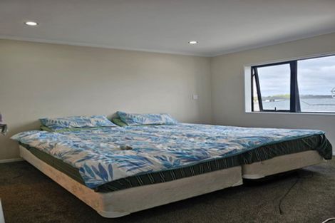 Photo of property in 83a Hutchinsons Road, Bucklands Beach, Auckland, 2014