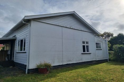 Photo of property in 15 Atkinson Street, Woodville, 4920