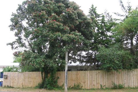 Photo of property in 46a Eskdale Road, Birkdale, Auckland, 0626