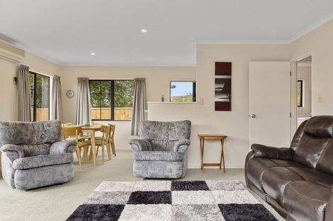 Photo of property in 19 Brunette Drive, Acacia Bay, Taupo, 3330