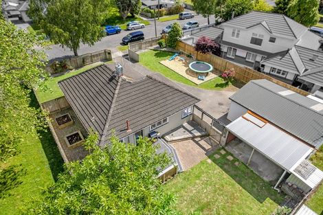 Photo of property in 2 Holdsworth Avenue, Trentham, Upper Hutt, 5018
