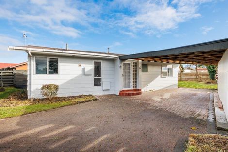 Photo of property in 41 Acacia Street, Kelvin Grove, Palmerston North, 4414