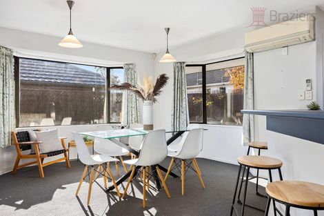 Photo of property in 2 Kirsten Place, Parklands, Christchurch, 8083