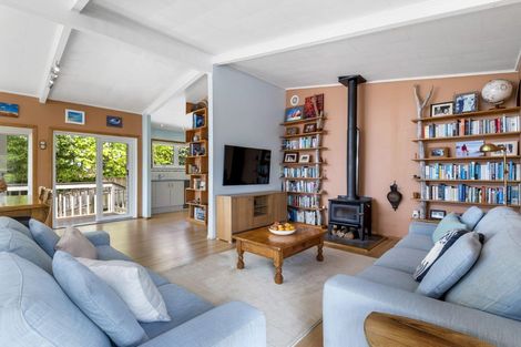 Photo of property in 94 Saddleback Rise, Murrays Bay, Auckland, 0630