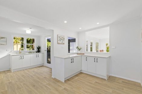 Photo of property in 48 Kamahi Street, Stokes Valley, Lower Hutt, 5019