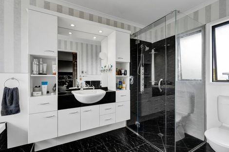 Photo of property in 1d Silvan Place, Bell Block, New Plymouth, 4312
