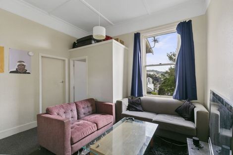 Photo of property in 71 Nairn Street, Mount Cook, Wellington, 6011