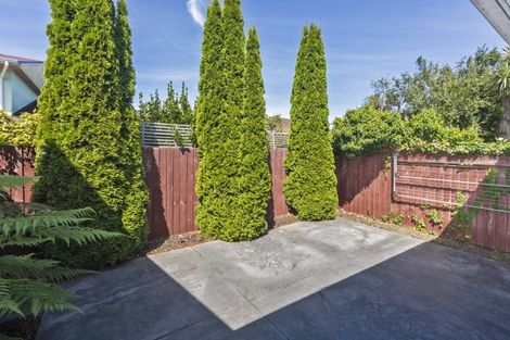 Photo of property in 3/98 Holly Road, St Albans, Christchurch, 8014